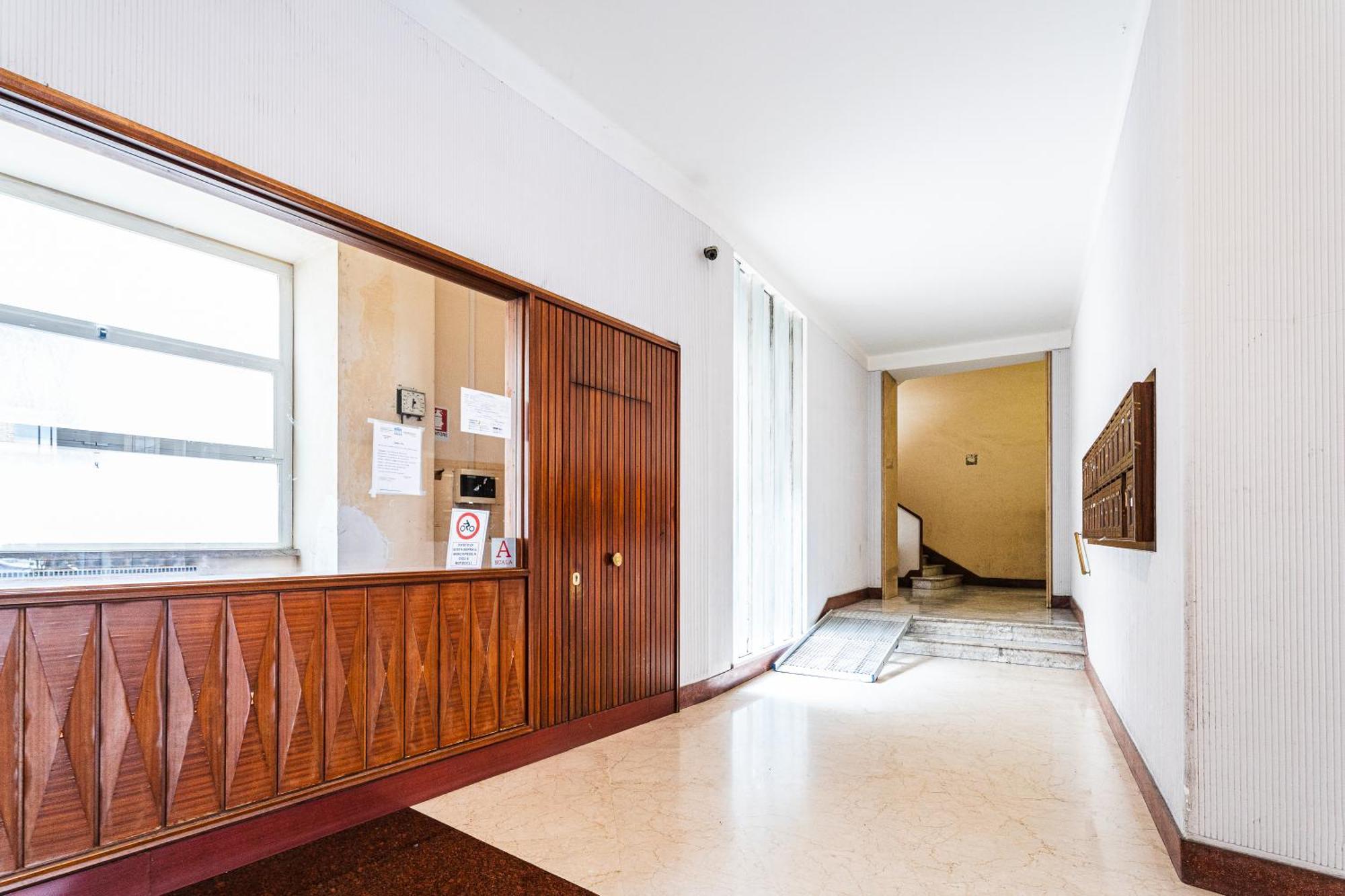 Domus Leo Roma Apartment ภายนอก รูปภาพ