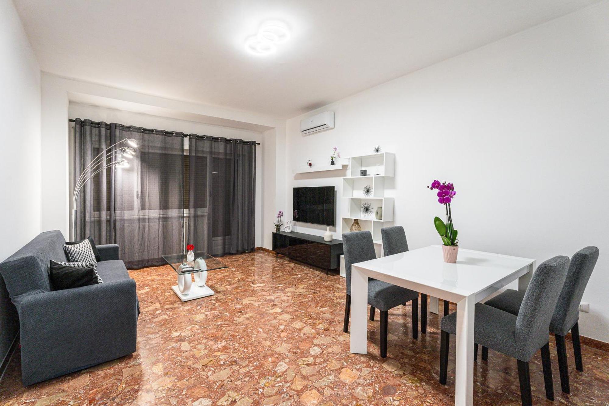 Domus Leo Roma Apartment ภายนอก รูปภาพ
